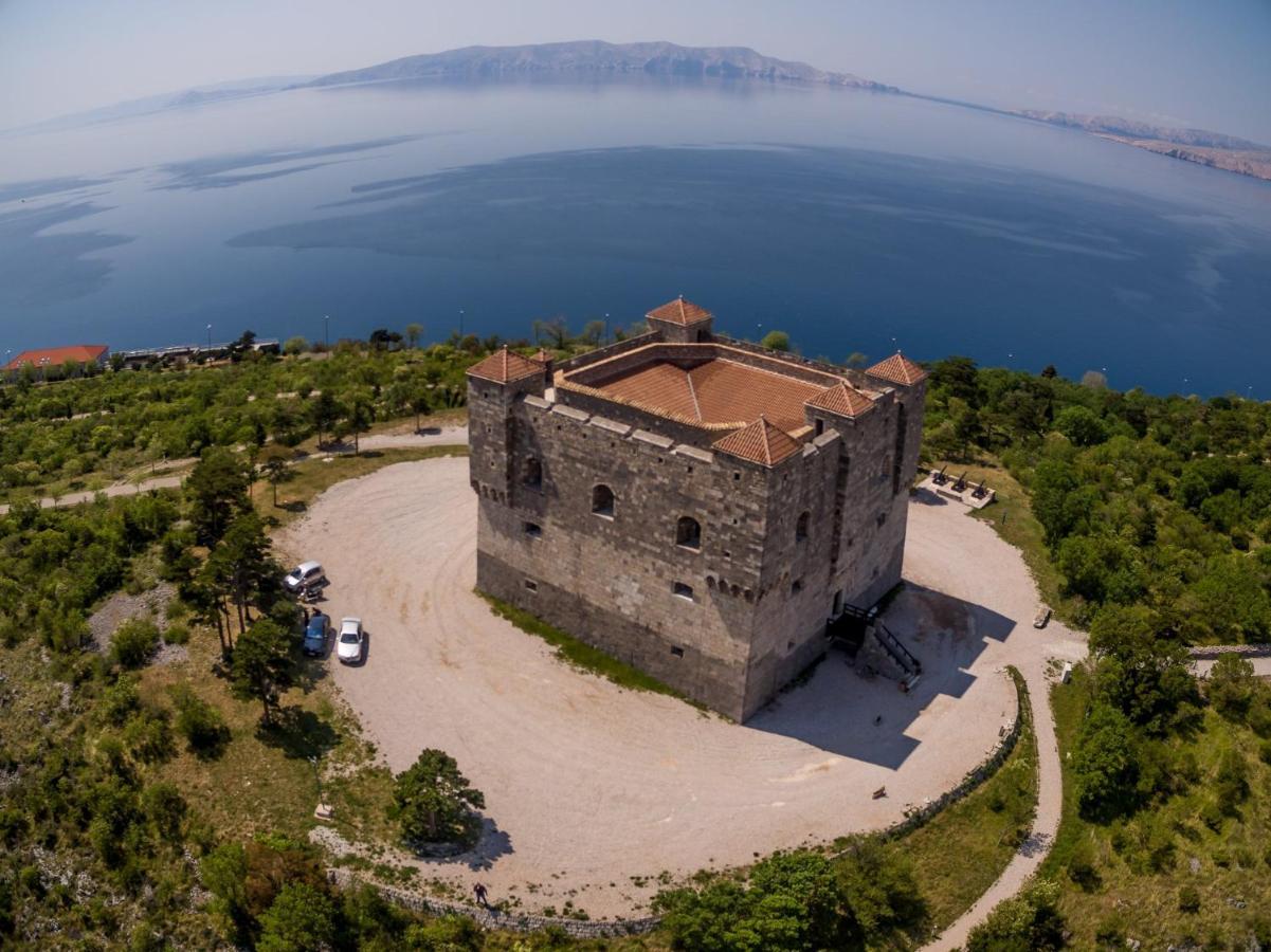 Nehaj * Senj (Lika-Senj)